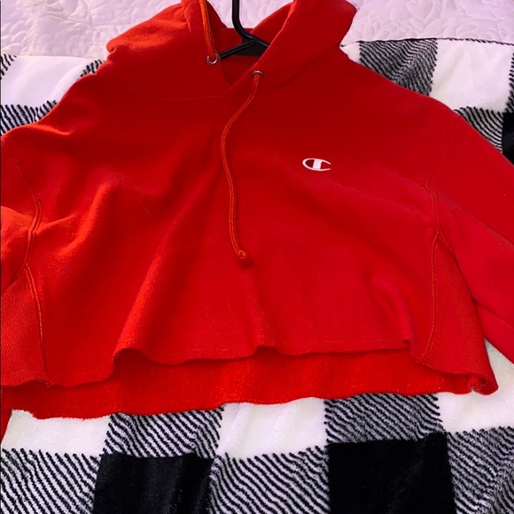 red cropped champion hoodie